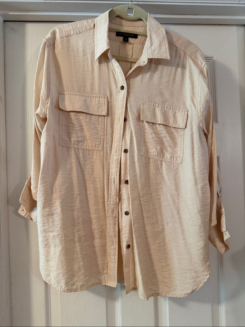 Banana Republic Women's Button-Up Shirt in Cream